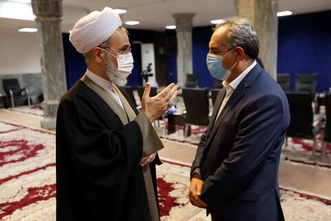 تصاویر/ دیدار رئیس ستاد اجرایی فرمان امام خمینی(ره) با آیت الله اعرافی