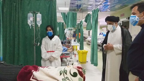 حضور امام جمعه اهواز در بیمارستان کرونایی آبادان