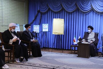 قیام شیخ محمد خیابانی، مورد تحلیل ها و تفسیرهای متمایز واقع شده است