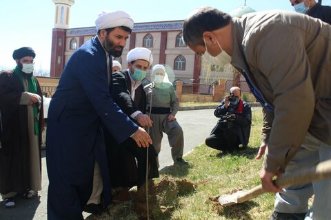 مراسم درختکاری در مدرسه امام شافعی سنندج