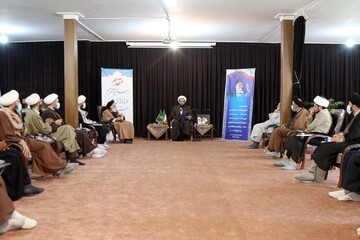 تصاویر/ دیدار مدیران مدارس علمیه استان با نماینده ولی فقیه در همدان