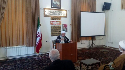 تصاویر / مراسم عزاداری شهادت امام موسی کاظم(ع) در مدرسه علمیه طالبیه