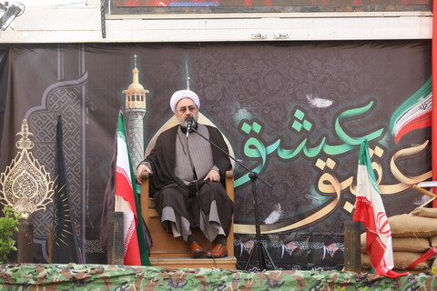 تصاویر / غرس سه نهال به یاد سرداران شهید در یادواره شهدای منطقه کوه خضر نبی (ع)
