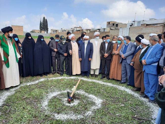 کلنگ زنی ساختمان مدرسه علمیه فاطمة الزهراء(س) کلاله