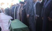 تشییع و تدفین پیکر آیت الله مرعشی در جوار حرم امیرالمومنین (ع) + تصاویر