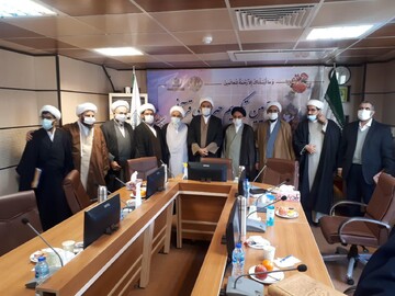 اساتید و چهره های قرآنی حوزوی استان تهران تجلیل شدند