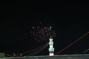 فیلم | نورافشانی آسمان مسجد مقدس جمکران در شب نیمه شعبان