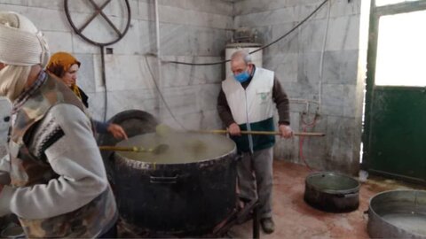 تصاویر شما/ جشن نیمه شعبان در روستای "علاقه دارالمومنین" از توابع محروم شهرستان تربت حیدریه با حضور طلاب جهادی