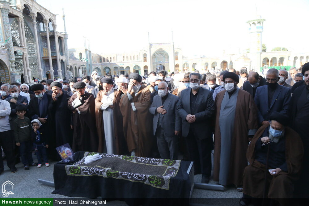 بالصور/ تشييع جثمان حجة الإسلام والمسلمين الشيخ محمد هادي محامي بقم المقدسة