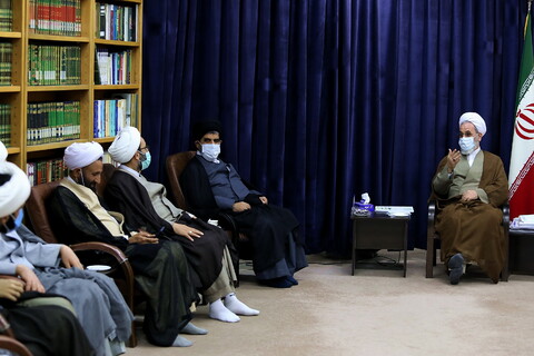 تصاویر/ دیدار جمعی از نمایندگان مجلس شورای اسلامی با آیت الله اعرافی