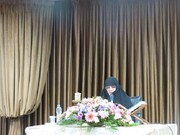 گذری بر فعالیت‌های مدرسه علمیه حضرت خدیجه(س) تهران | فارغ التحصیلی ۵۰۰ بانوی طلبه