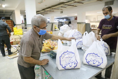 اهدای ۱۵۰۰۰ سبد موادغذایی توسط دفتر مرحوم آیت الله العظمی فاضل لنکرانی در ماه مبارک رمضان