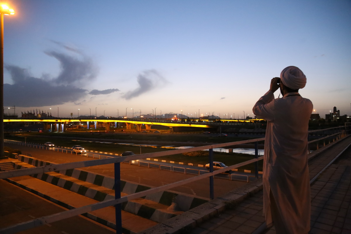 تصاویر / استهلال ماه مبارک رمضان در قم