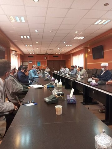جلسه هماهنگی حضور طلاب جهادی در بیمارستان های قم