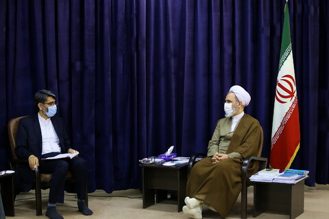 تصاویر/ دیدار رئیس سازمان زندان‌ها با آیت الله اعرافی
