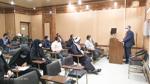 جلسات توجیهی طلاب جهادی اصفهان داوطلب اعزام به بیمارستان کرونایی