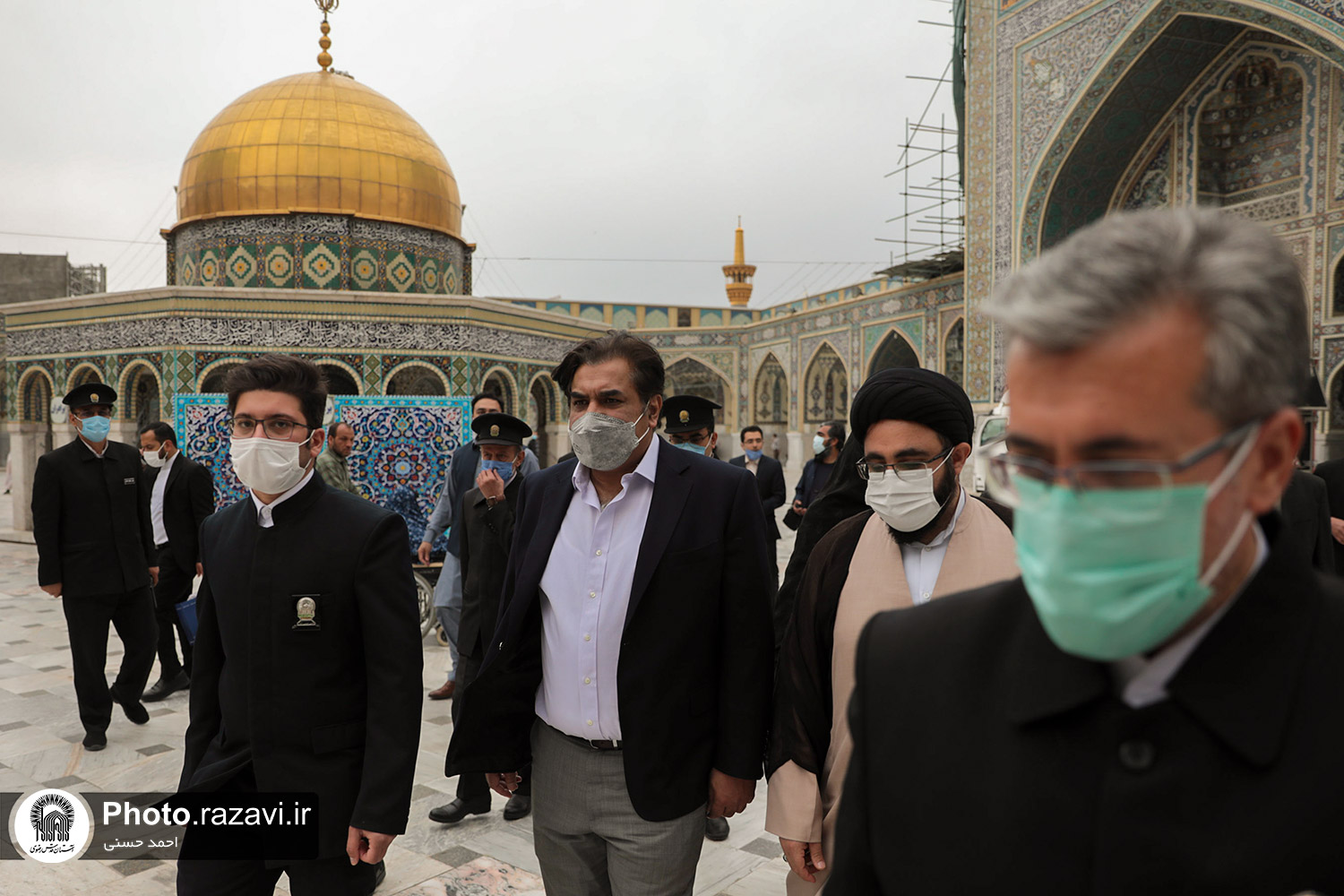 پاکستانی سفیر آستان قدس رضوی کے اقدامات کے دل سے معترف کہا امام رضاؑ کا حرم ہمیشہ اردو زبان زائرین کے لئے بہترین میزبان رہا ہے