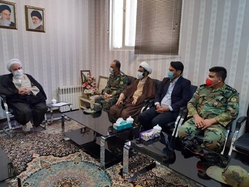 امام خمینی(ره) امت ارتش را سنگربان اصلی نظام می دانستند