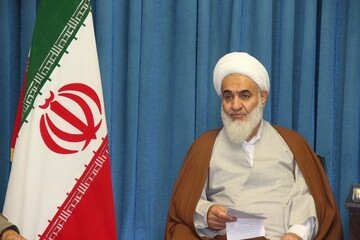 فیلم | تبیین موضوع تقوی از زبان امام جمعه قزوین -۴