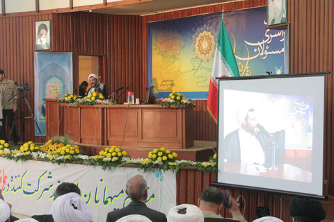 تصاویر آرشیوی از اولین نشست سراسری مسئولان اقامه نماز در قم اردیبهشت ماه ۱۳۸۵