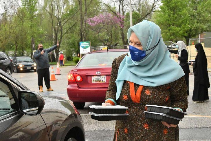 جامعه اسلامی بالتیمور آمریکا  قدردان افطاری‌های نذری عبوری