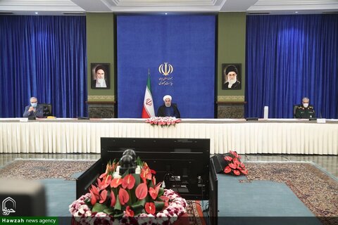 بالصور/ اجتماع أعضاء المقر الوطني لمكافحة كورونا مع الرئيس الإيراني