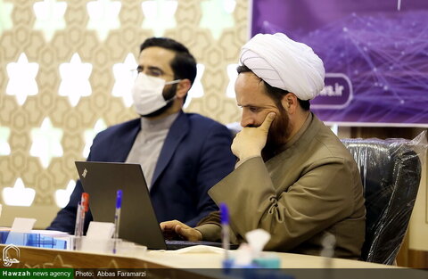 بالصور/ اجتماع الناشطين في مجال الذكاء الاصطناعي والعلوم الإسلامية بقم المقدسة