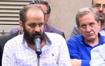 فیلم | شعرخوانی آقای محمد سهرابی در مدح امام حسن مجتبی علیه السلام