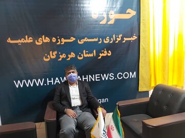 جهادگران به سمت آگاه سازی مردم حرکت کنند