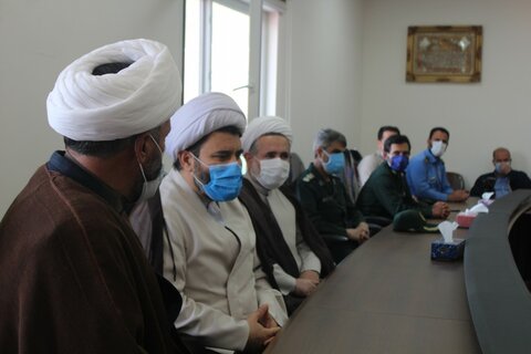 تصاویر/ حوزه مدیر حوزه علمیه کردستان در بیمارستان توحید و تقدیر از زحمات کادر درمان