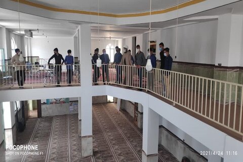 تصاویر/ بازدید دانش آموزان دبیرستان صدرا از مدرسه علمیه امام خمینی(ره) اسلام آباد غرب