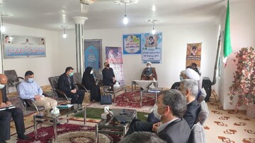 انتقاد امام جمعه نقده از کم توجهی ادارات به قرآن