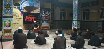 تصاویر/  مراسم عزاداری شب نوزدهم ماه رمضان مدرسه علمیه حضرت ابوالفضل (ع) بندرعباس