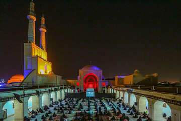 مراسم احیای سومین روز از لیالی قدر در جای جای استان یزد برگزار می شود