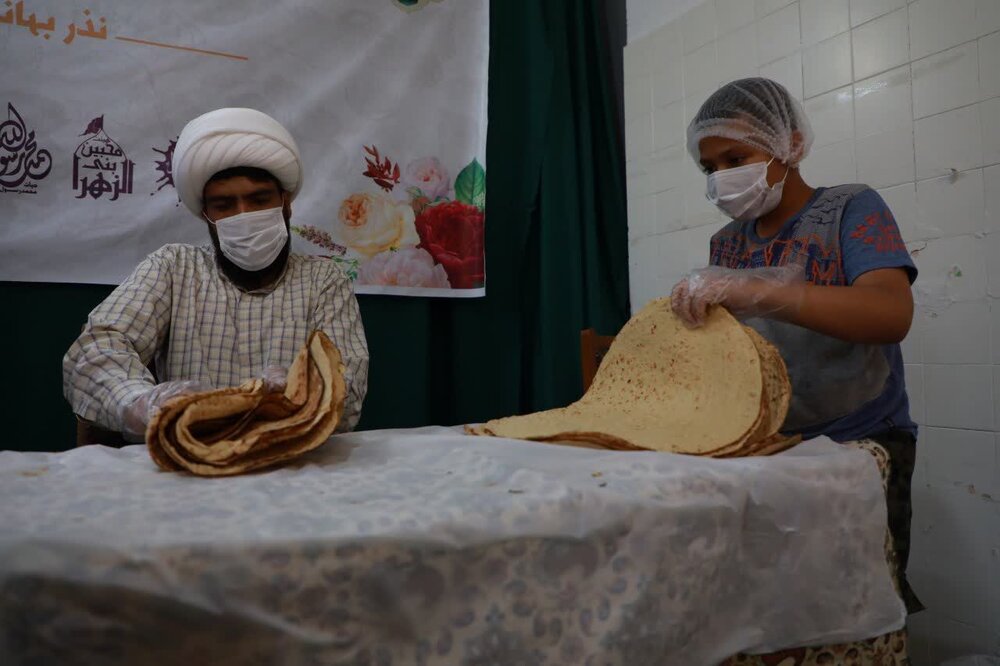 توزیع ۱۰ هزار پرس در قالب طرح" نذری خانه علی " در قم