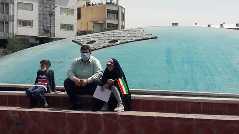 راهپیمایی خودجوش و آتش به اختیار مردم روزه دار و انقلابی مردم تهران در روز قدس