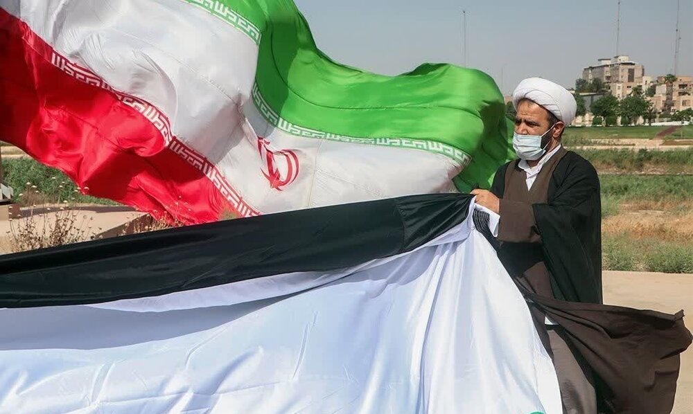 اهتزاز پرچم فلسطین در قلب اهواز