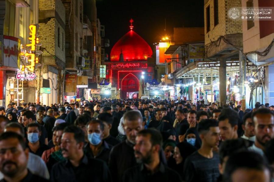 بالصور/ شاهد أجواء الزيارة وحركة المواكب من جوار مرقد أمير المؤمنين (ع)