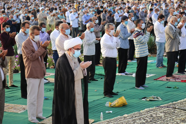 تصویر/ اقامه نماز عید سعید فطر در بوشهر