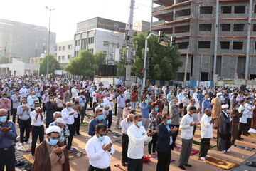 تصاویر / اقامه نماز عید سعید فطر بندرعباس