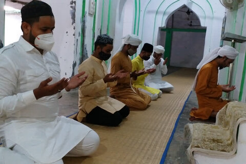 ہندوستان سمیت متعدد ایشیائی ممالک میں سادگی سے منائی جا رہی ہے عیدالفطر