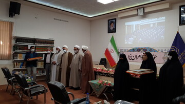 برگزیدگان جشنواره علامه حلی در یزد تجلیل شدند