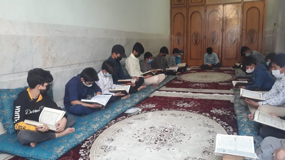 برگزاری ۱۲۲ جلسه ختم قرآن خانگی ویژه کودکان و نوجوانان 