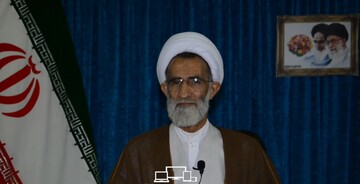 رئیس جمهور مراقب باشد عده‌ ای خاصی میدان‌دار نشوند| تحول با کار جهادی و انقلابی اتفاق می افتد