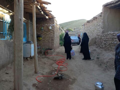 فعالیت‌های فرهنگی بانوان طلبه بویین زهرا در روستاها