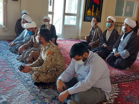 تصاویر / نشست بصیرتی و روشنگری پایگاه بسیج طلاب و روحانیون مدرسه ولی عصر (عج) تبریز