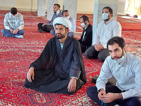 تصاویر / نشست بصیرتی و روشنگری پایگاه بسیج طلاب و روحانیون مدرسه ولی عصر (عج) تبریز