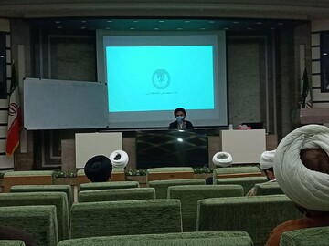 روحانیت در هدایت مردم برای حضور در انتخابات نقش موثری ایفاء کنند