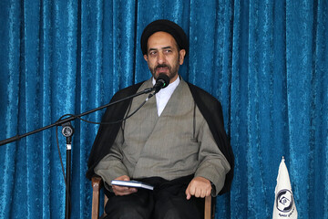 رسالت حوزه دعوت به حضور حداکثری در انتخابات است