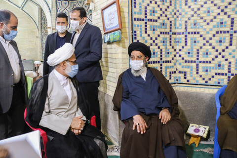 تصاویر/ همایش بصیرتی اساتید، فضلا و روحانیون حوزه علمیه اصفهان در مدرسه چهارباغ